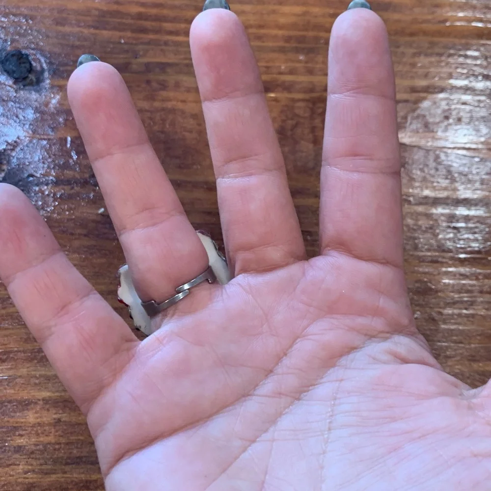 Hello Kitty Rhinestone Ring - Picture 14 of 16